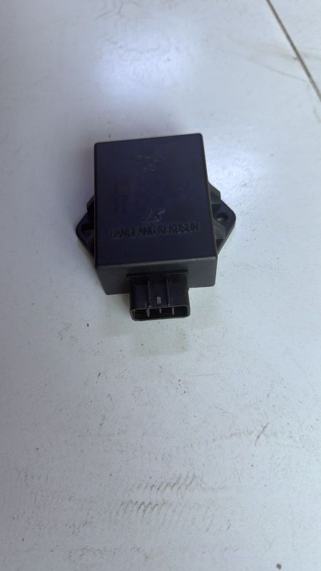 Коммутатор     CB-200 /150 сс  00003114